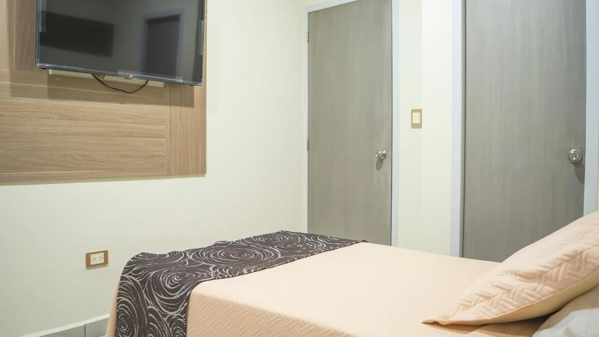 Condominio Con Una Bonita Vista Del Puerto Deportivo De G P S Rentas Mazatlán 0*,  Mexico